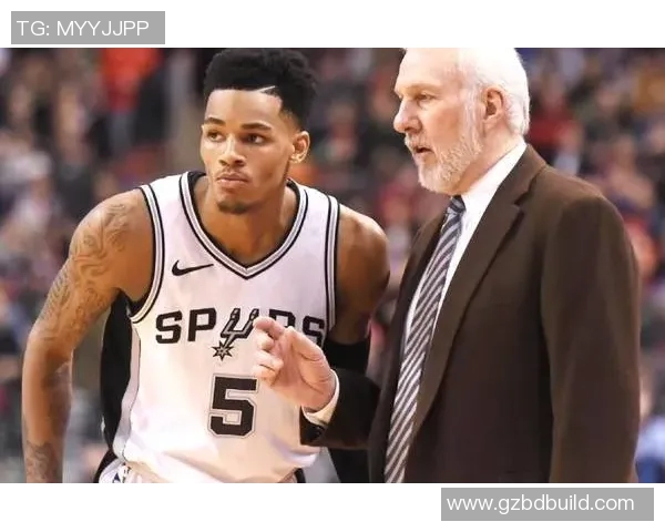 努涅斯在赛季中的崛起与挑战分析及其对球队未来的影响探讨 努涅斯在赛季中的崛起与挑战分析及其对球队未来的影响探讨