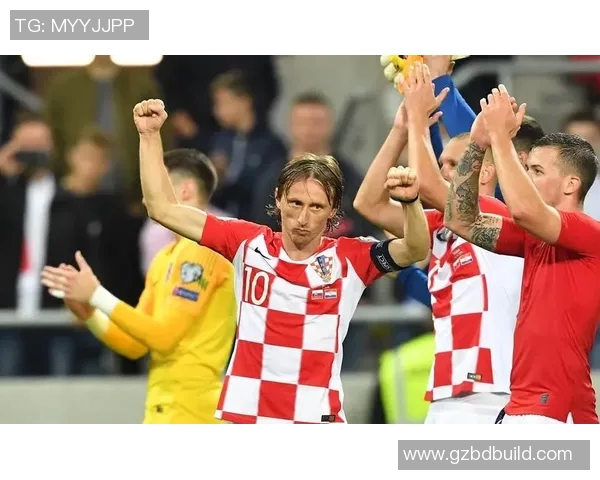 克罗地亚与英格兰比赛中球衣颜色对比分析及其象征意义 克罗地亚与英格兰比赛中球衣颜色对比分析及其象征意义