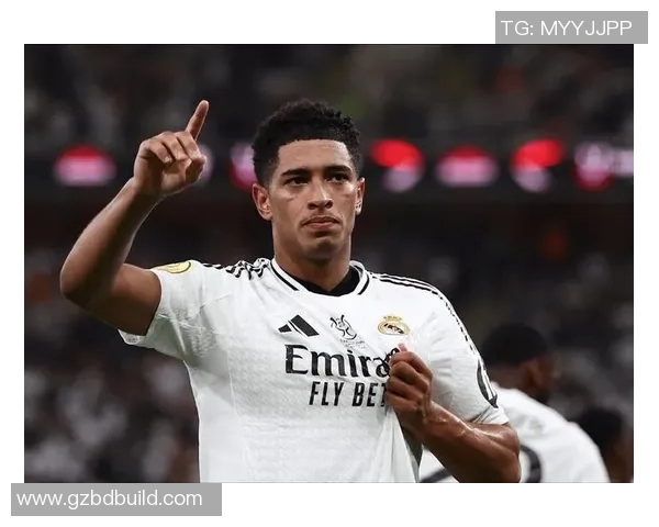 足球明星意外客串守门员展现惊人扑救技巧引发球迷热议 足球明星意外客串守门员展现惊人扑救技巧引发球迷热议